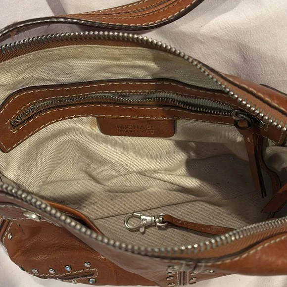 Micheal Kors handbag - Picture 2 of 4